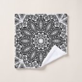 Zwarte witte mandala, kaleidoscoop, rond ornament bad handdoek (Wasdoekje)