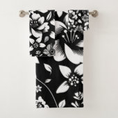 Zwarte witte moderne bloemen blaast bad handdoek (Insitu)