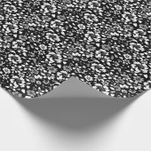 Zwarte witte moderne bloemen blaast cadeaupapier (Hoek)