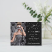 Zwarte witte sterren foto verjaardag sparen de dat aankondigingskaart (Staand voorkant)