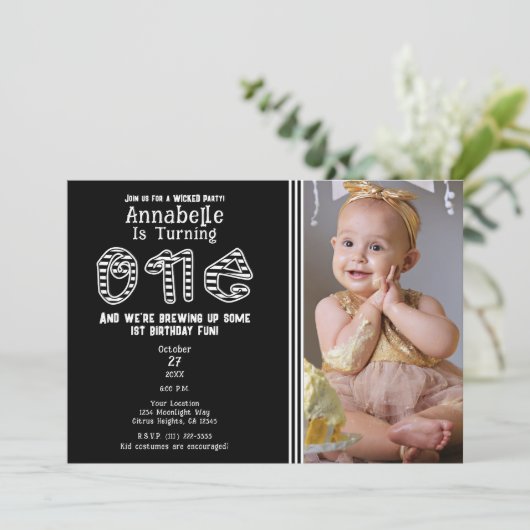 Zwarte witte strepen Halloween foto 1e verjaardag Kaart (Staand voorkant)