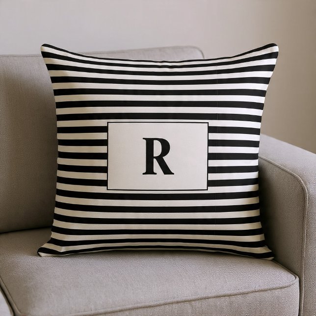 Zwarte/Witte Strepen met Monogram Kussen (Creator heeft geüpload)