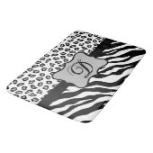 Zwarte witte Zebra Leopard Skin Monogram Badmat (Gekanteld)