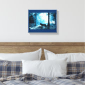Zwarte Wolf Alone in het bos Canvas Afdruk (Insitu (Slaapkamer))