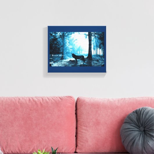 Zwarte Wolf Alone in het bos Canvas Afdruk (Insitu (Woonkamer))