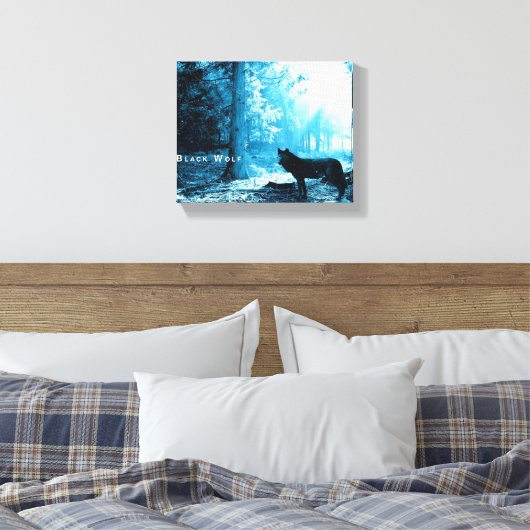 Zwarte Wolf Alone in het bos Canvas Afdruk (Insitu (Slaapkamer))