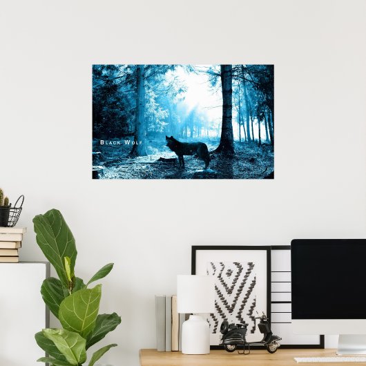 Zwarte Wolf Alone in het bos Poster (Thuiskantoor)