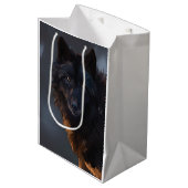 Zwarte wolf medium cadeauzakje (Voorkant Gekanteld)