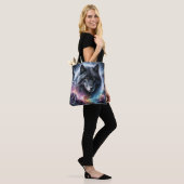 Zwarte wolf met bliksem tote bag (Op model)