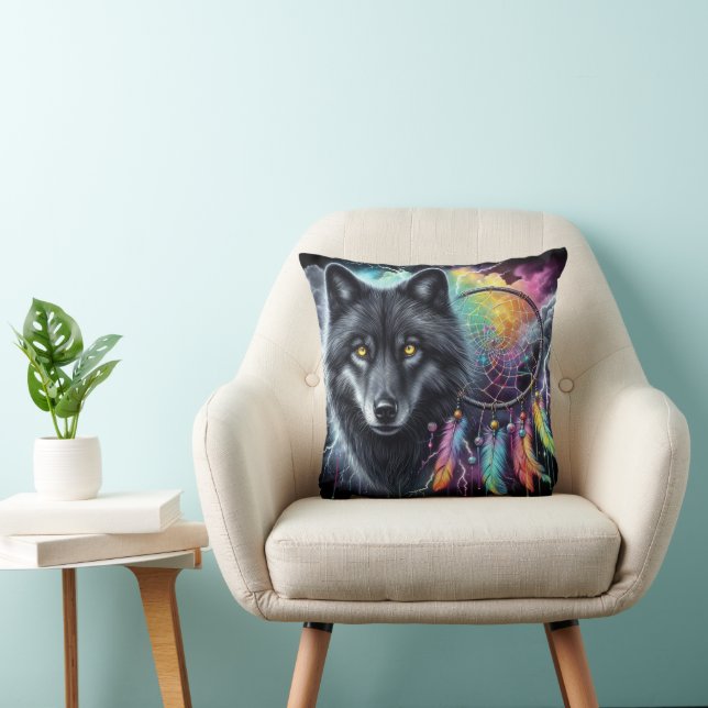 Zwarte Wolf met Droomvanger Kussen (Stoel)