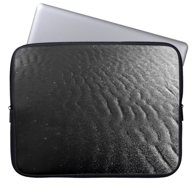 Zwarte zand laptop sleeve (Voorkant)