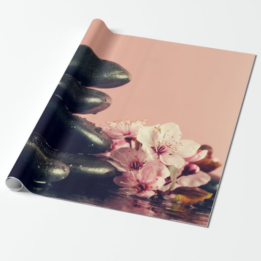Zwarte Zen Stenen Bloemen Cadeaupapier (Uitgerold)