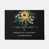 Zwarte zonnebloem eucalyptus greenery de heer mrs deurmat (Voorkant)