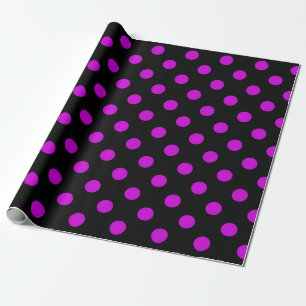 Zwartr achtergrond paarse polka stippen cadeaupapier