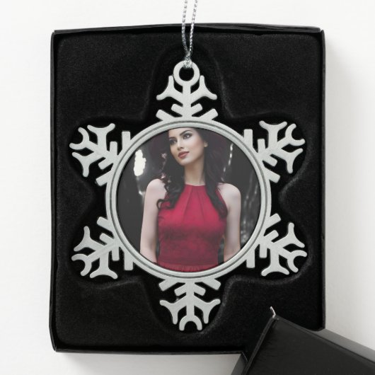 ZwartWitRode sneeuwvlokker ornament (Kistje)