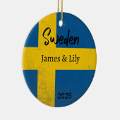 Zweden Vlag Ornament, gepersonaliseerd Zweden Keramisch Ornament (Rechts)