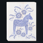 Zweeds Dala Horse Indigo Blue en White Folk Art Houten Kist Print<br><div class="desc">Een traditioneel Zweeds model van de dala Horse volkskunst in indigoblauw en wit. Ideaal voor diegenen die van Scandinavische design houden.</div>