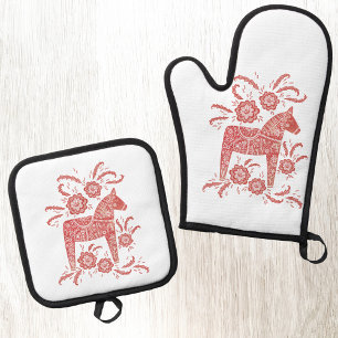 Zweeds Dala Horse Red en White Ovenwant & Pannenlap Set