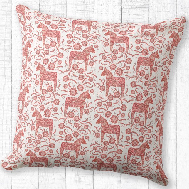 Zweeds kunstpatroon voor Dala Horse Traditional Fo Kussen (Swedish Dala Horse folk art red and white throw pillow)