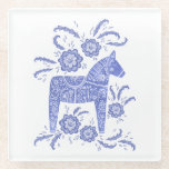 Zweeds Onderzetter van Dala Horse Blue en White Gl Glazen Onderzetter<br><div class="desc">Een traditioneel Zweeds Dala Horse-ontwerp in indigo blauw en wit.</div>
