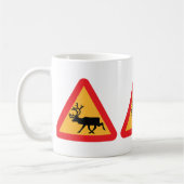 Zweeds verkeersbord voor rendieren koffiemok (Links)