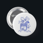 Zweedse Button Dala Horse Blue en White<br><div class="desc">Een traditionele Zweedse Dala Horse-illustratie in indigo blauw op wit.</div>
