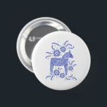Zweedse Button Dala Horse Blue en White<br><div class="desc">Een traditionele Zweedse Dala Horse-illustratie in indigo blauw op wit.</div>