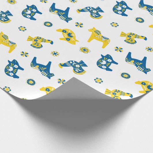 Zweedse Folk Dala Farm Animals l Blue and Yellow Cadeaupapier (Hoek)