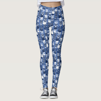 Zweedse folkkatten I // Indigoblauwe achtergrond Leggings