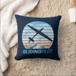 Zweefvlieger Aviator Sunset-vliegtuig Kussen<br><div class="desc">Zweefvlieger met bergen en Sunset Aviator Retro Souvenir Design. Glijdende piloot voor vlieg door vliegtuig met zonsopgang. Ontwerp van zweefvlieger en vliegtuig. Zweefvlieger hobby retro ontwerp voor zweefvliegtuig en vrienden. Sunset Gliding Pilot ontwerp voor zweefvliegers of vliegtuigen piloten. Glijdende Pilot Aviator met Mountain en Sunset Artwork. U kunt het ontwerp...</div>