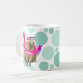 Zwembad Party Leuke Capybara met roze flamingo vlo Koffiemok (Voorkant links)