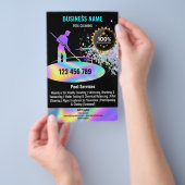 Zwembad schoonmaakdiensten Zwembad Onderhoud en re Flyer (Hand)