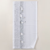 Zwemelen in de winter sneeuwelegant wit grijs strandlaken (Voorkant)