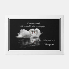 Zwemelen in liefde deurmat