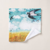 Zwemelen over troebel blauw strand bad handdoek (Wasdoekje)