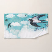 Zwemelen over troebel blauw strand bad handdoek (Handdoek)