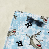 Zwemende haaien, Monogram toevoegen Strandlaken (In situ)