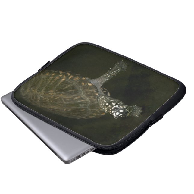 Zwemende Schildpad Laptop Sleeve (Voorkant onderkant)