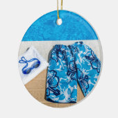 Zwemmen en handdoeken in zwembad keramisch ornament (Links)