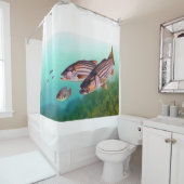 Zwemmen van het schotelgordijn met gestreept gewic douchegordijn (In situ)