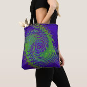 Zwemmende alien.... tote bag (Dichtbij)