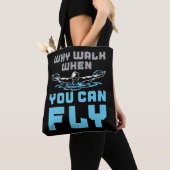 Zwemmende vlinder waarom lopen als je kunt vliegen tote bag (Dichtbij)