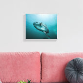 Zwemmende zonnevis canvas afdruk (Insitu (Woonkamer))