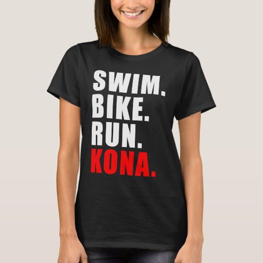 ZWEMMINGSCYCLING RUNNING KONA 2023 TRIATHLETE MANN T-SHIRT (Voorkant)