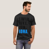 ZWEMMINGSCYCLING RUNNING KONA 2023 TRIATHLETE MANN T-SHIRT (Voorkant volledig)