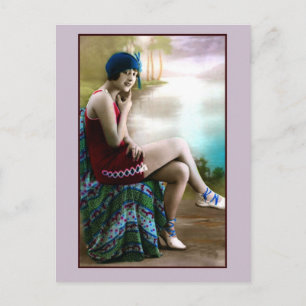 Zwemschoonheid uit 1920, flauwmeisje briefkaart