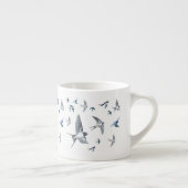 Zwemvogels in vluchtillustratie espresso kop (Rechts)