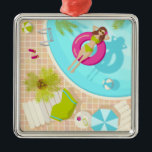 Zwemzwembad meisje op strand bikini metalen ornament<br><div class="desc">De tropische zomer met een meisje in een zwembad</div>