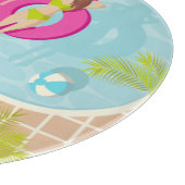 Zwemzwembad meisje op strand bikini snijplank (Hoek)