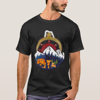 Zwerfvrouw met haar hond Camping familie T-shirt